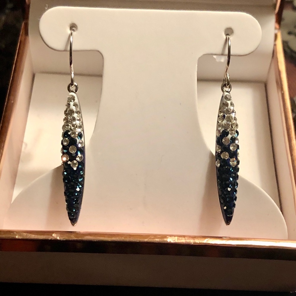 Christina Genuine Crystal Earrings NWT - Picture 4 of 4